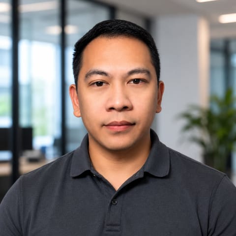 Photo of Noel Reyes